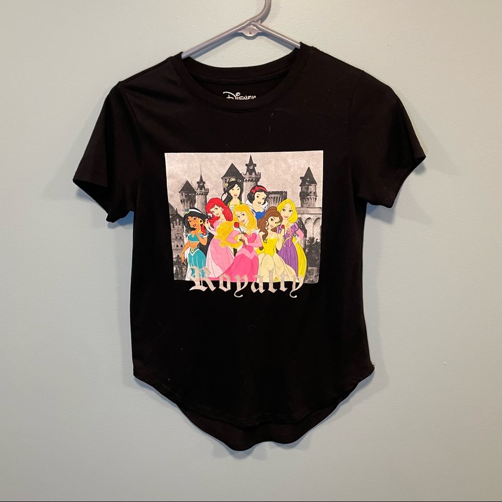 Disney! Disney princesses royalty black soft T-shirt size small.